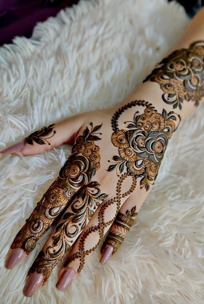 ungli ki mehndi design simple