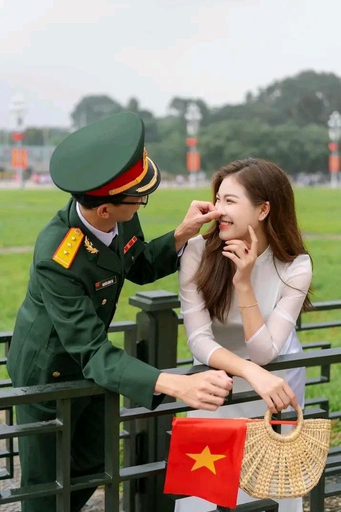 army couple dp aesthetic