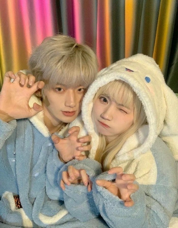 artistic photo boys and girls dp