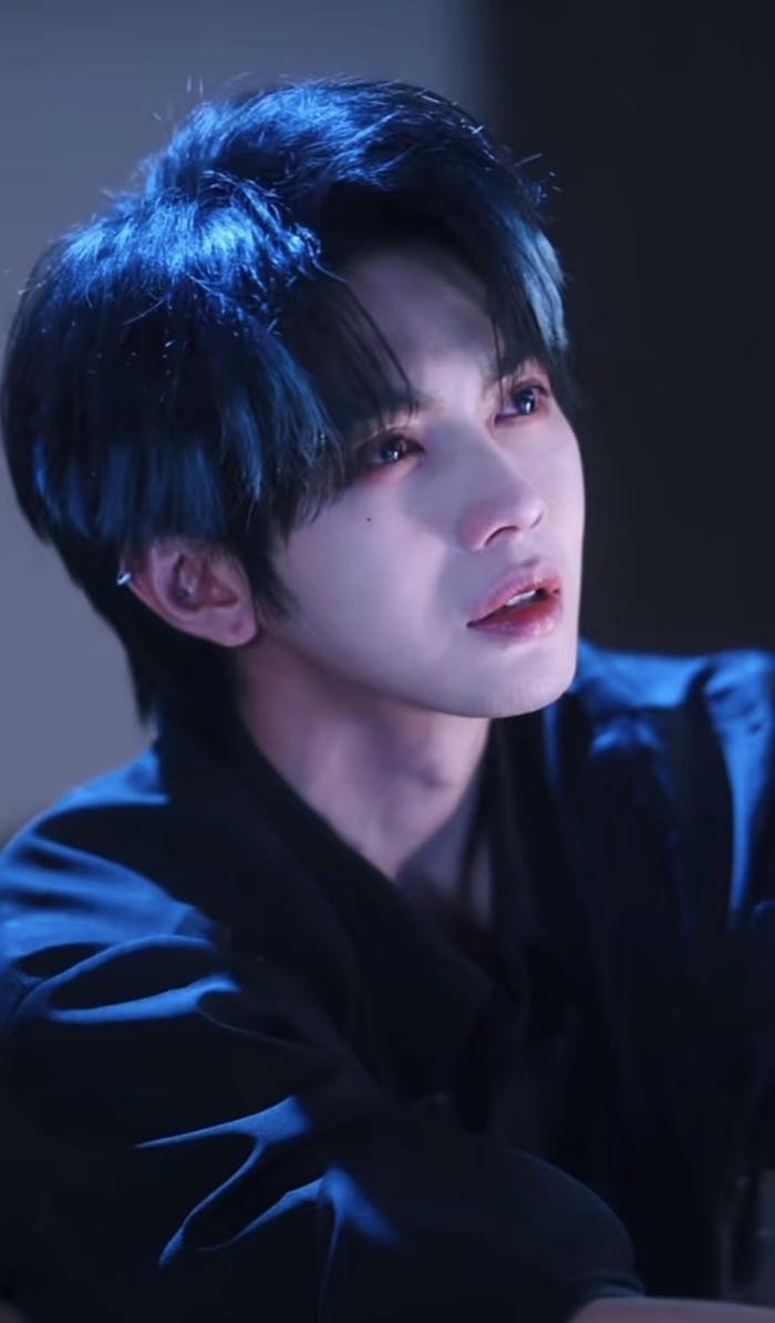 boy dp with broken heart