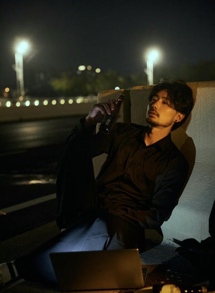 boy photo with broken heart