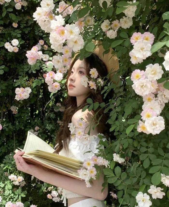 classic aesthetic dp for girls