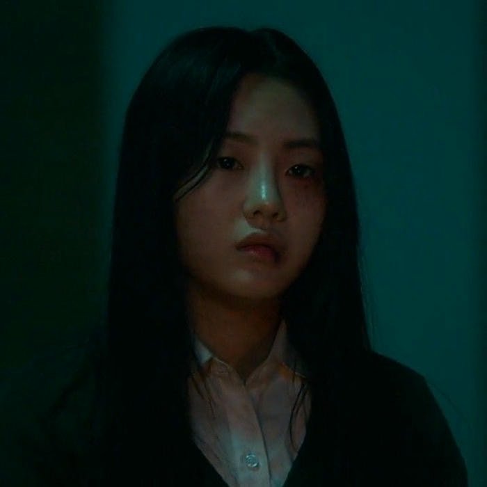 classic angry girl dp