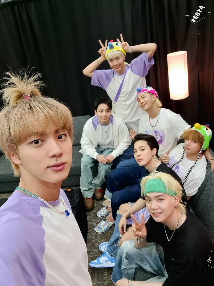 cool pose bts dp images