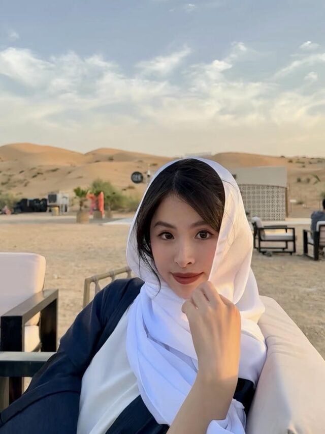 180+ Abaya Girl DP Cute & Modest Profile Pictures Collection