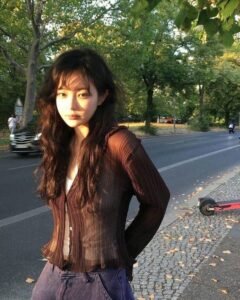 cute beautiful girls dp