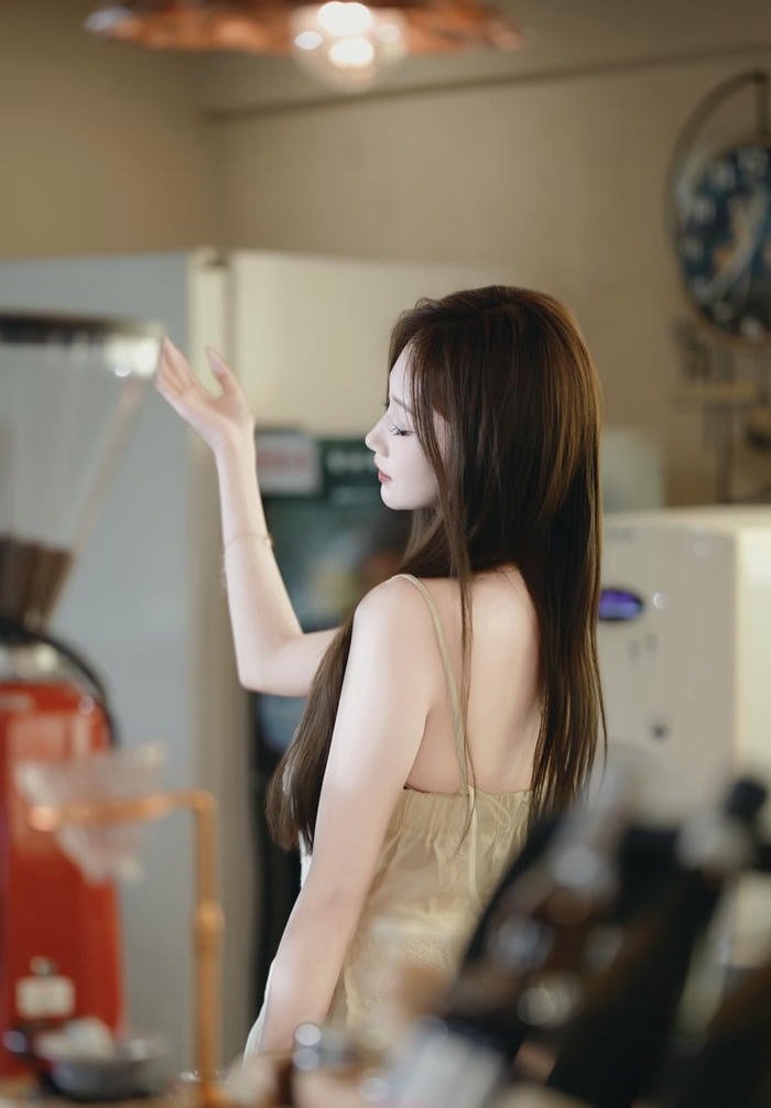 cute face simple girl dp