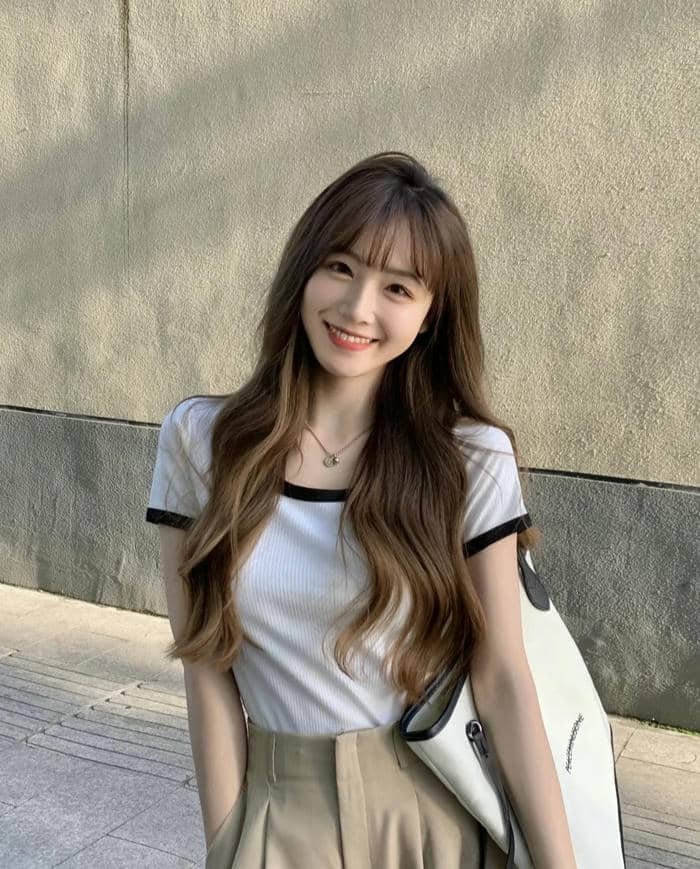 cute look aesthetic dp for girls