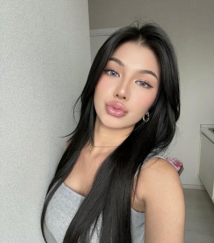 cute simple girl dp for instagram