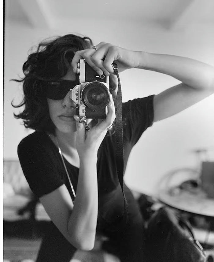 emotional alone dp for girls