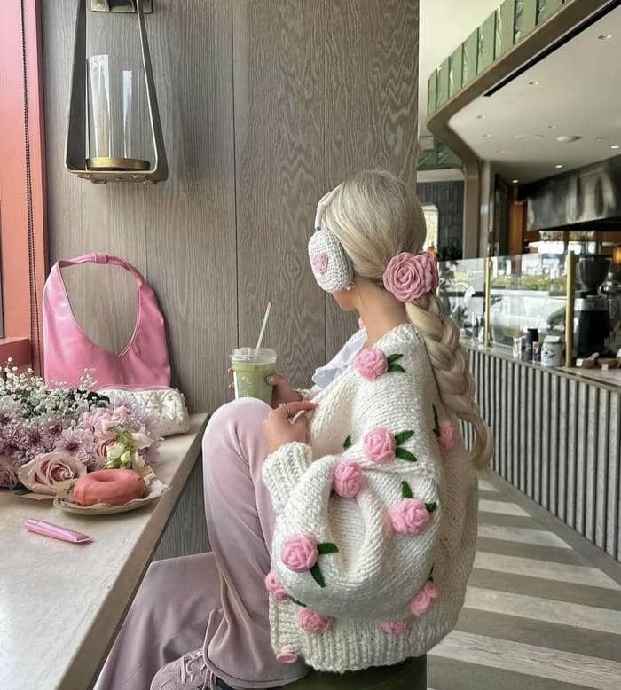 fresh simple girl dp for instagram