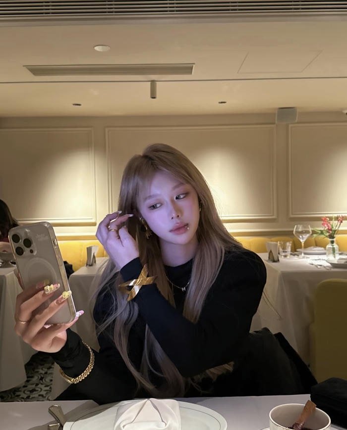 hd alone dp for girls