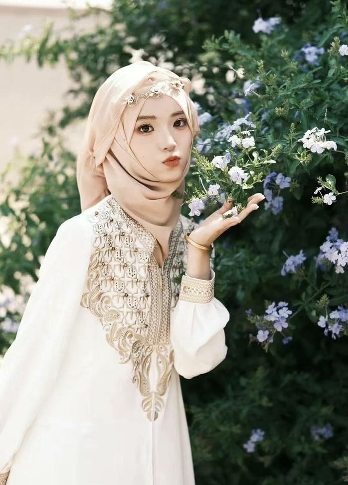 hd image abaya girl dp