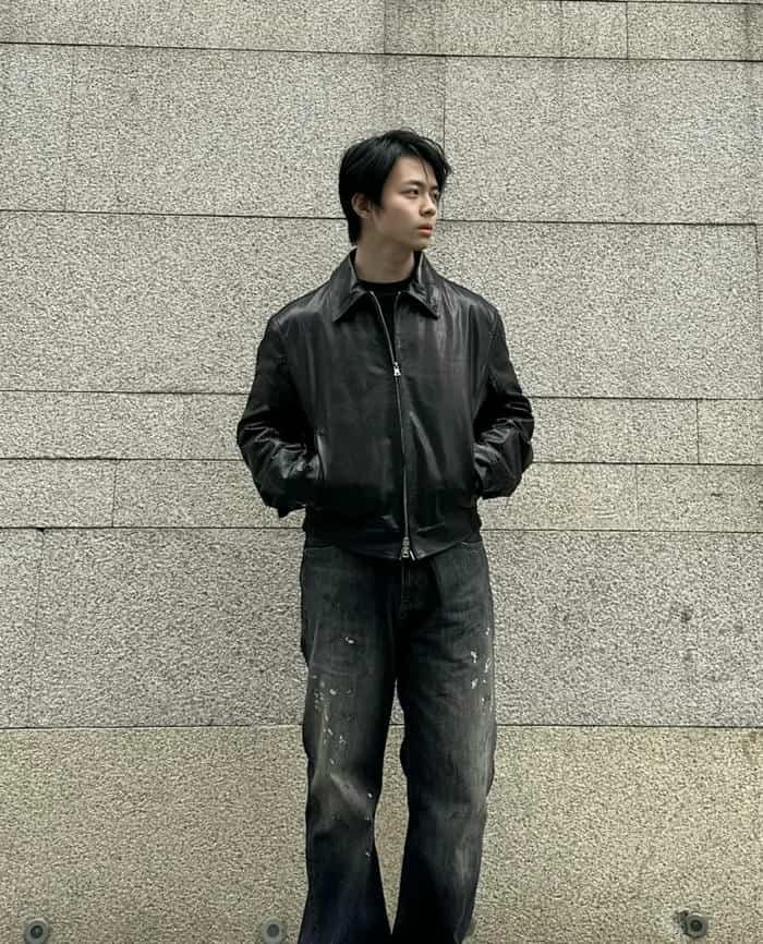 light smile black dp