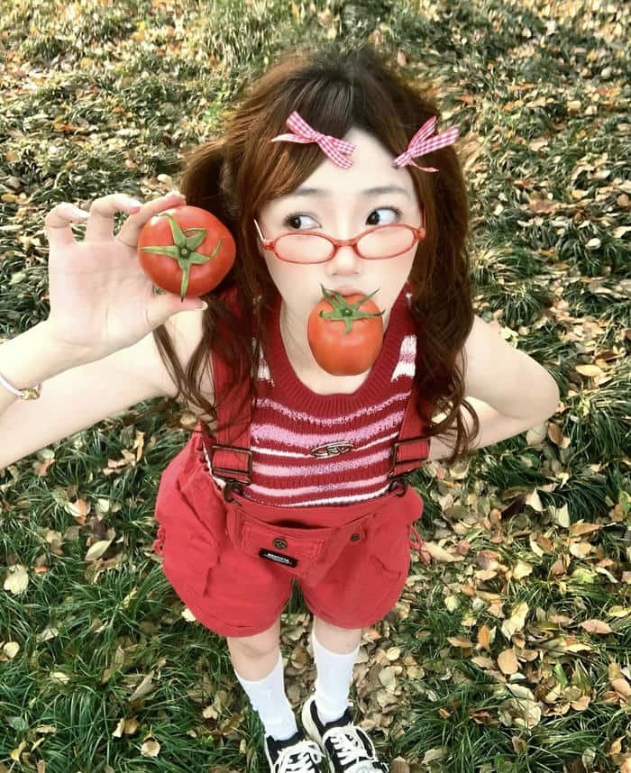 natural profile pic for girls