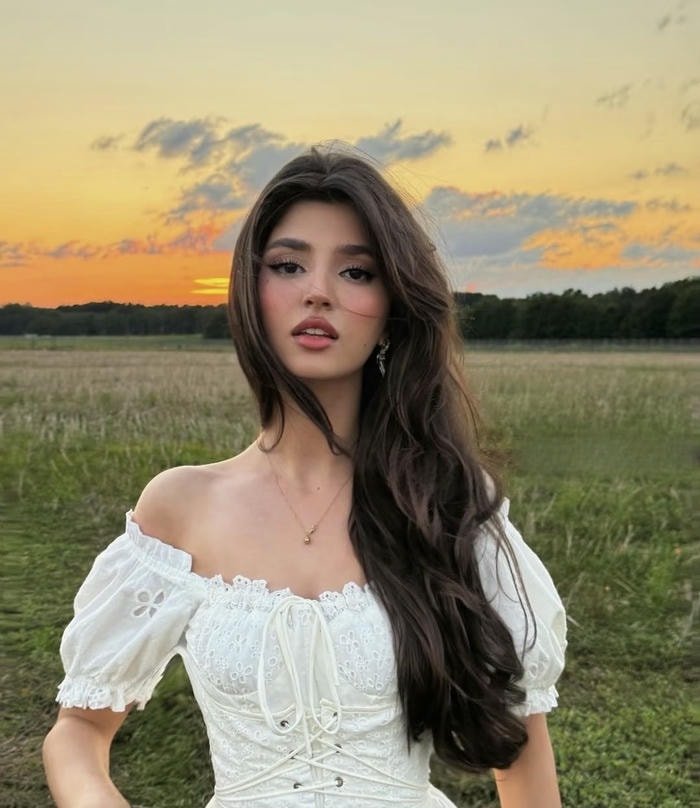 natural vibe simple girl dp for instagram