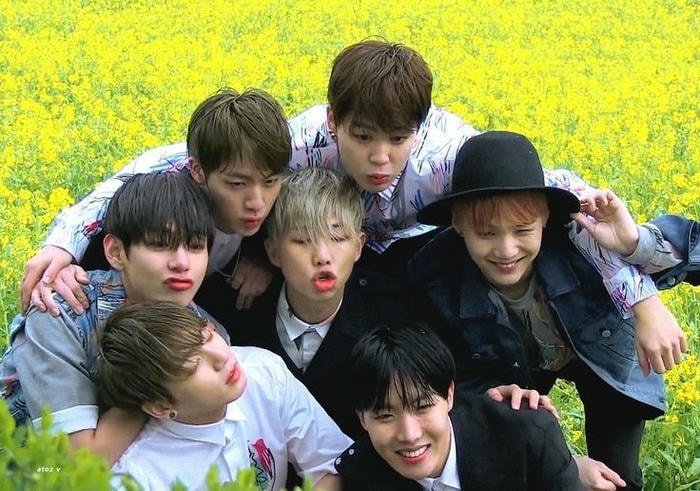 pastel bts dp images