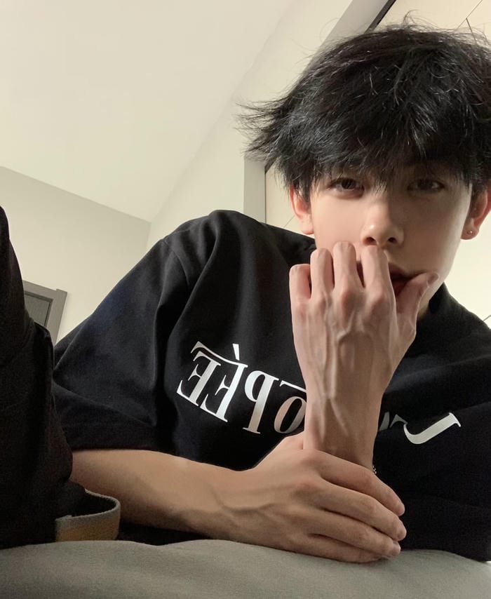 single boy attitude face dp