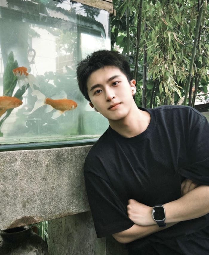 single boy dp attitude eyes