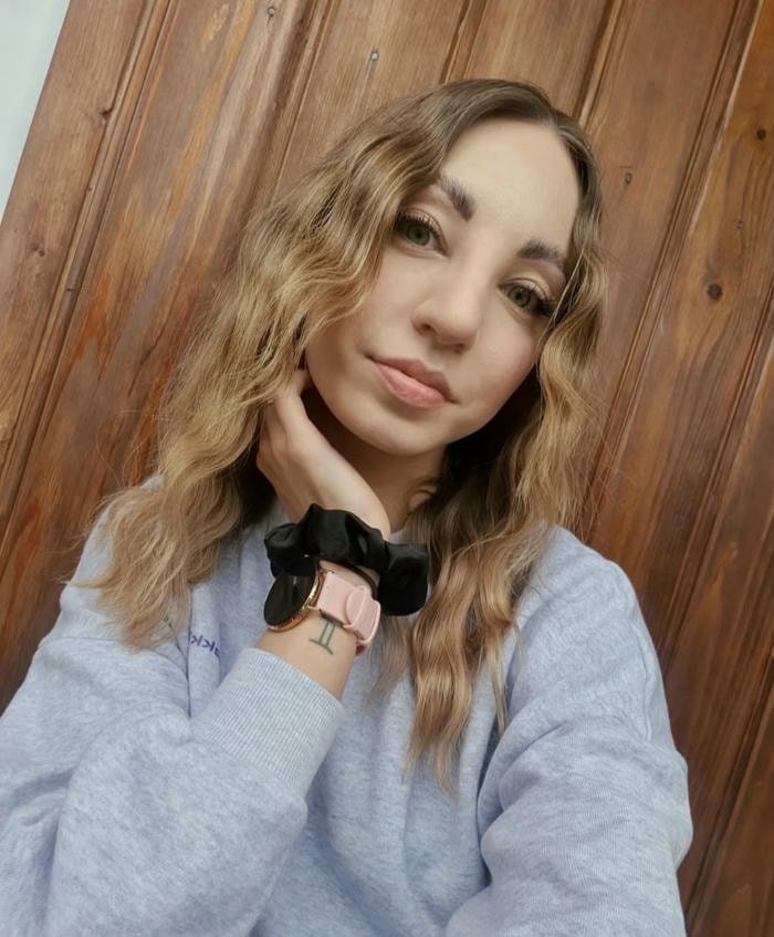 smile whatsapp dp for girl