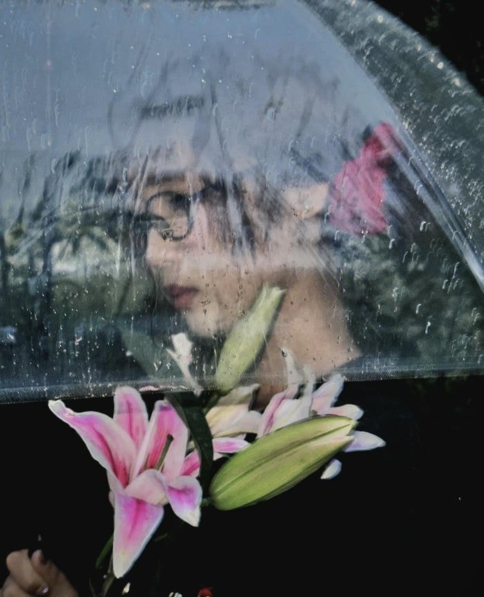 soft aesthetic sad dp