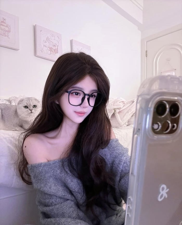 Dark silence no love dp vibe