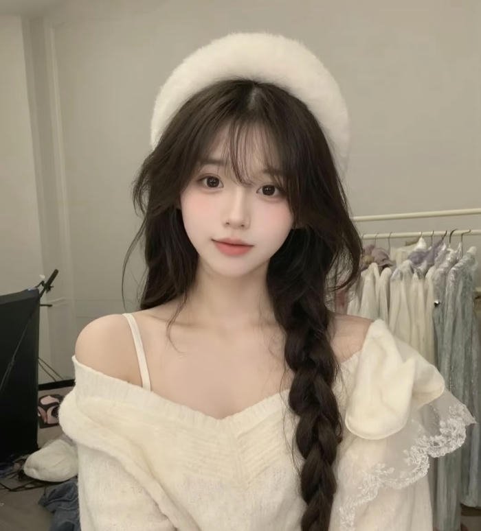 Everyday charm real girls dp profile