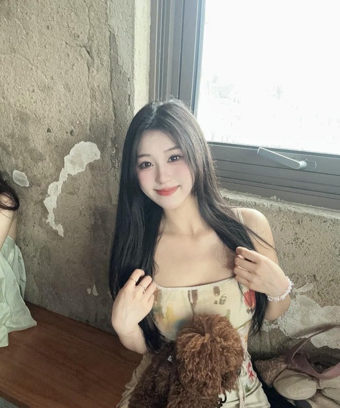 Fresh vibe real girls dp aesthetic