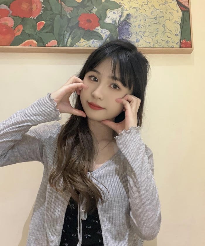 Gentle look real girls dp portrait