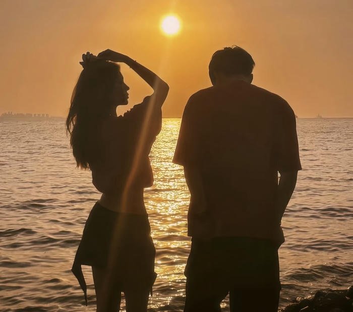 Lost warmth sad couple dp mood