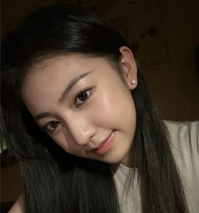 Natural beauty real girls dp style