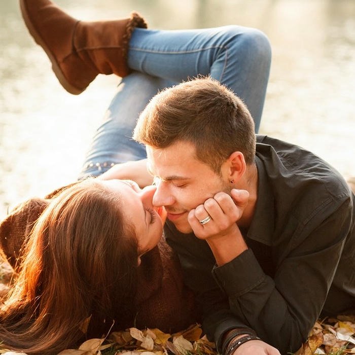 Romantic love images hd love birds couple wallpaper scene