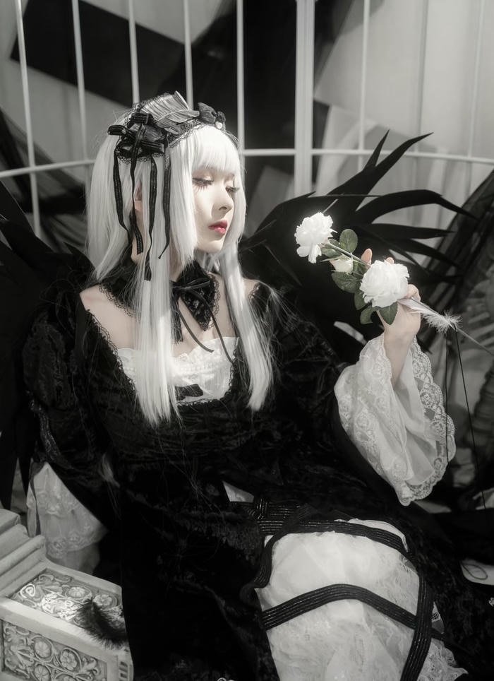 Silent emotions no love dp aesthetic