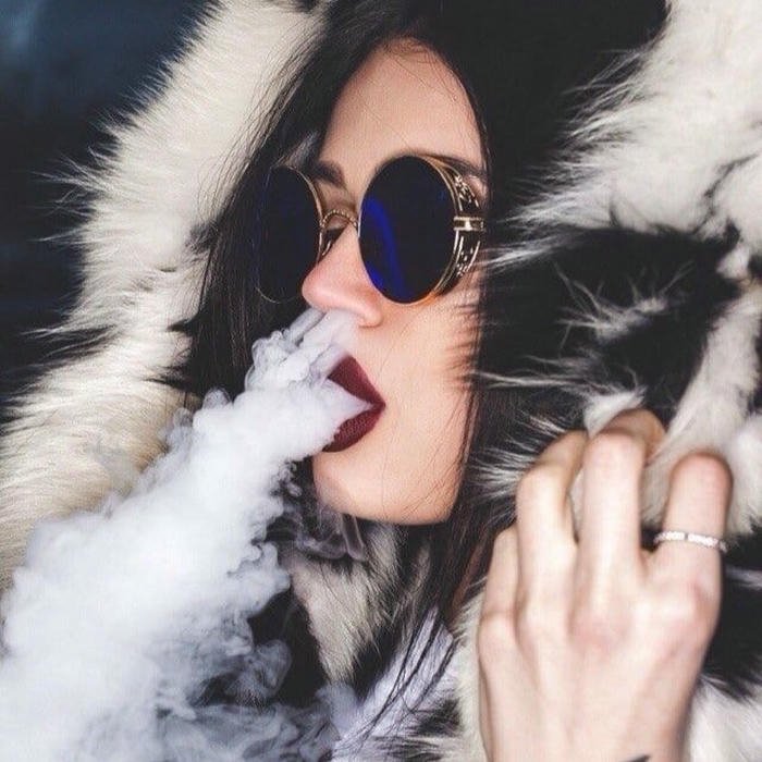 Smoking Girl DP vibe