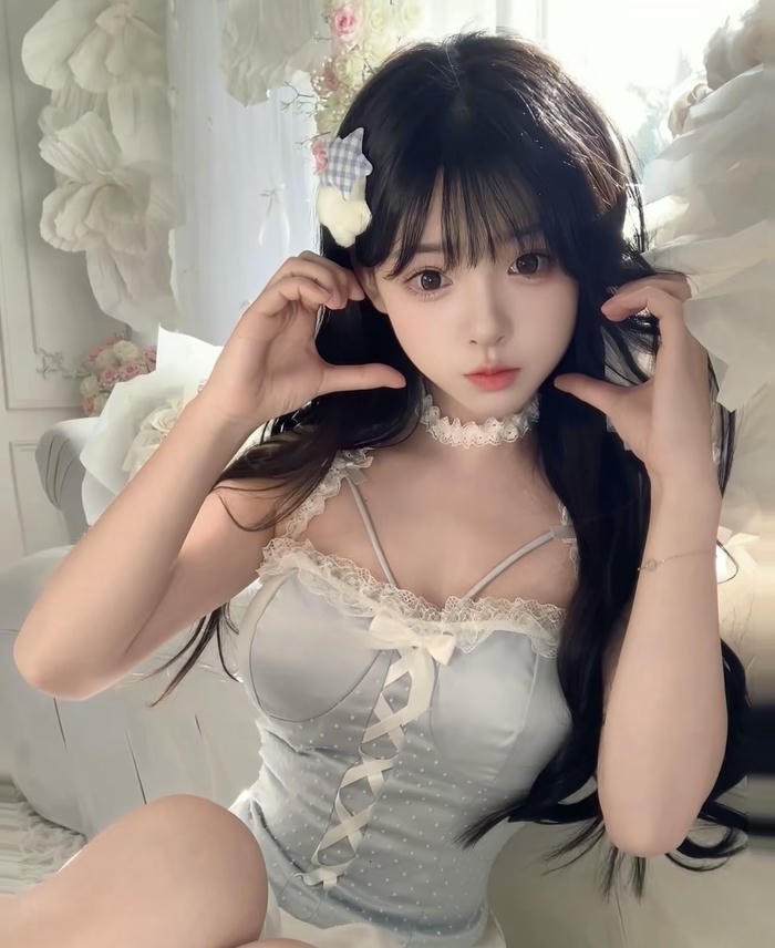 Soft tones real girls dp style