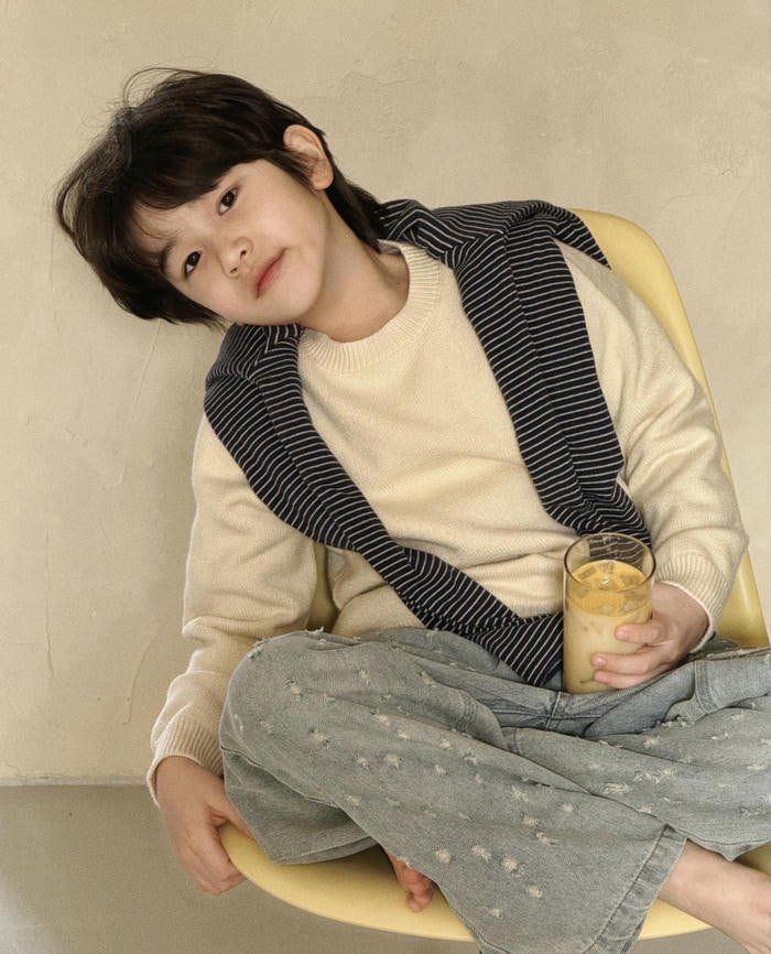 Sweet smile cute dp for boys photo