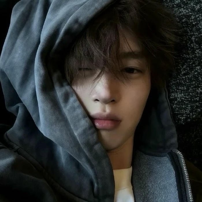 Sweet vibe boy profile image for platforms