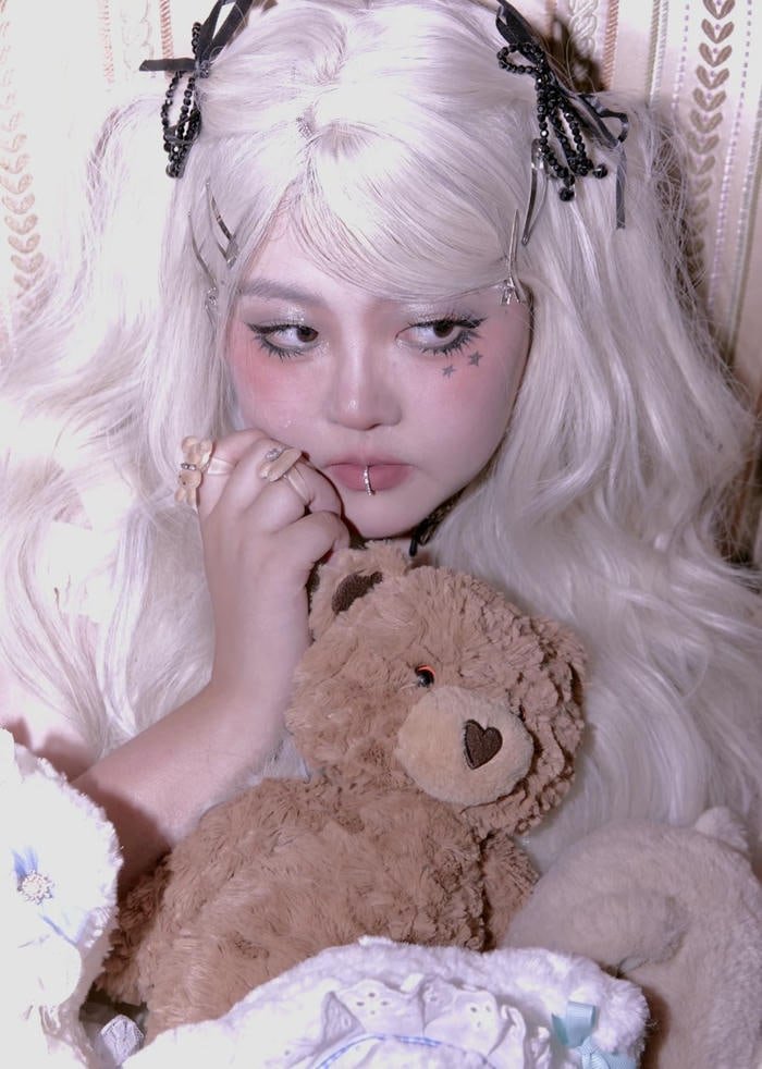 adorable softness of teddy bear girl dp