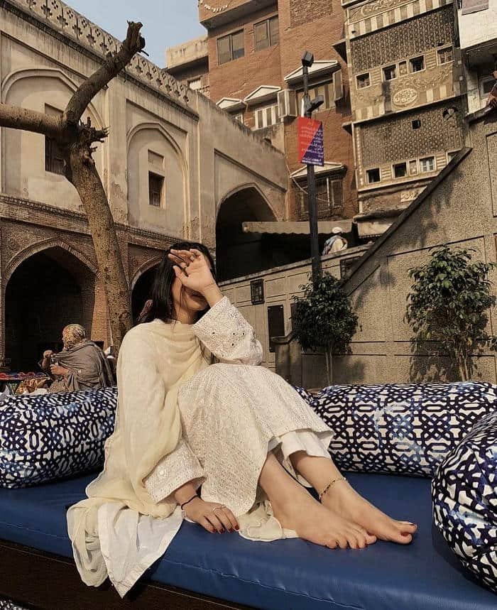 artistic punjabi girls dp portrait style