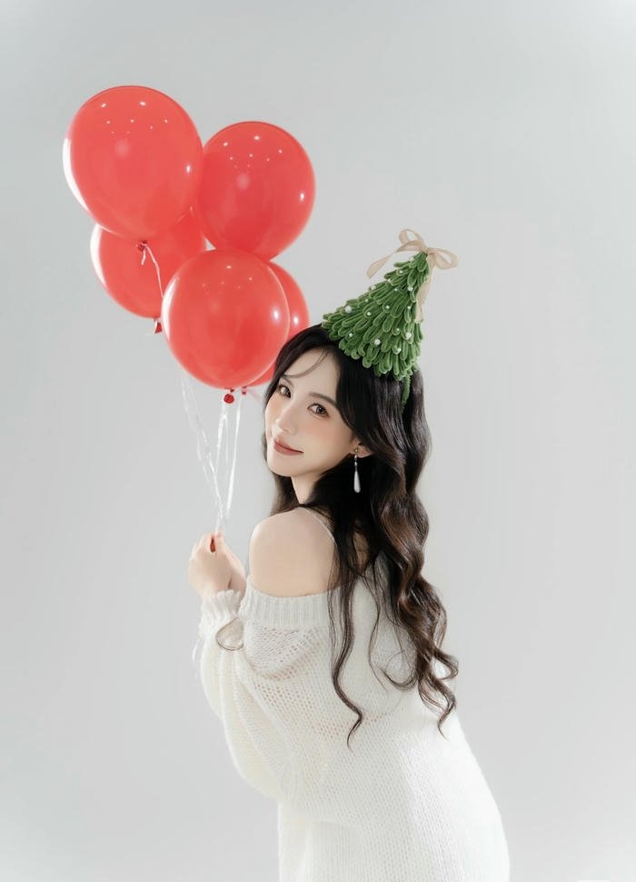 bright love dp for girls vibe