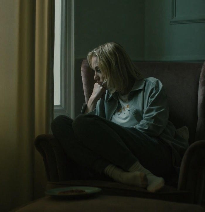 calm mood off dp for girl portrait