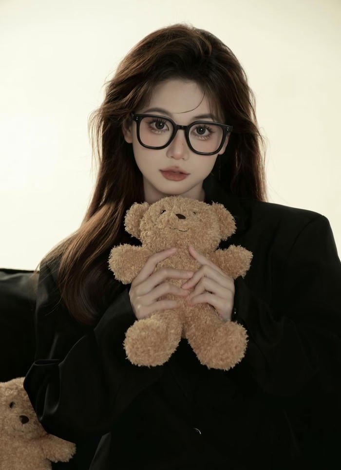 cute cuddle in teddy bear girl dp