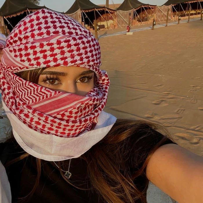 devout islamic girls dp spiritual mood