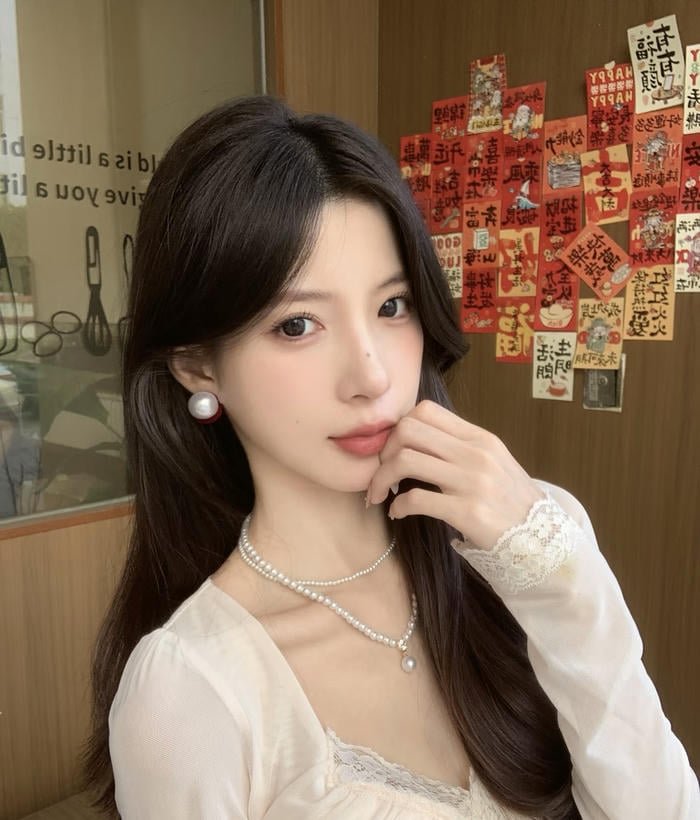 earring-focused profile image