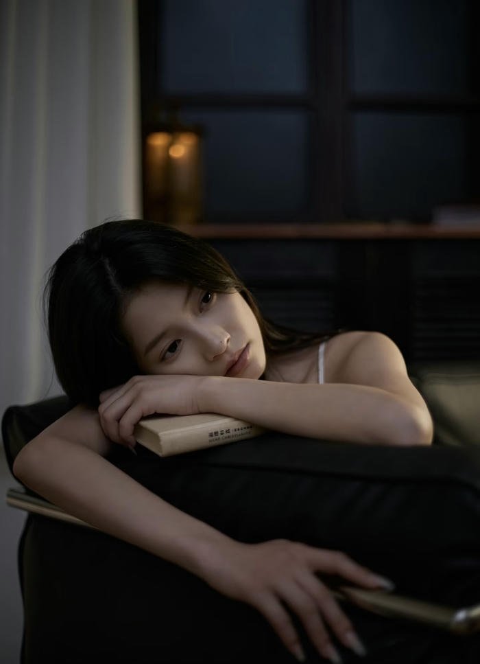 emotional depth in girls sad dp