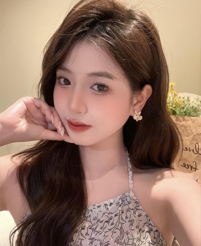 fashion vibe girl wearing studs