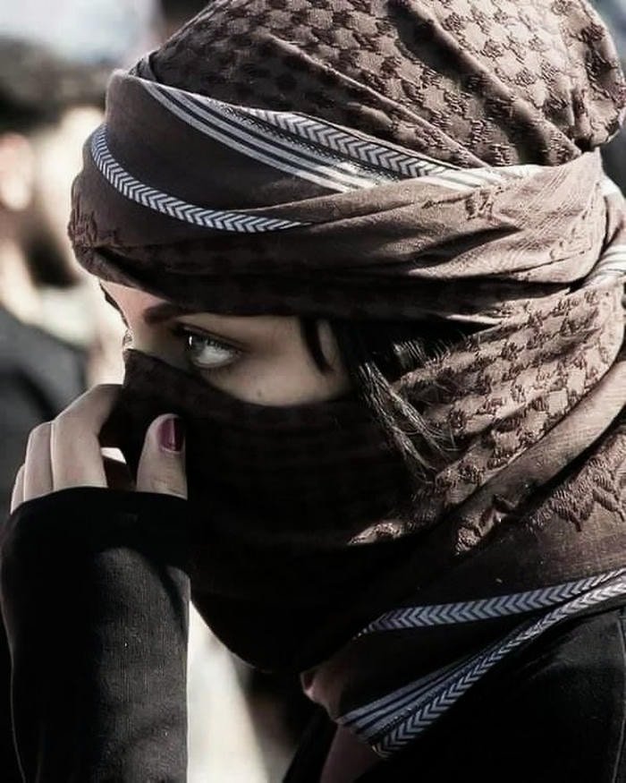 fresh islamic girls dp natural look