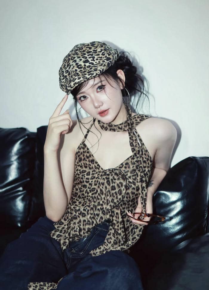 fun vibe female profile pic