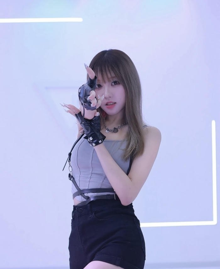 funny naughty girl dp playful mood