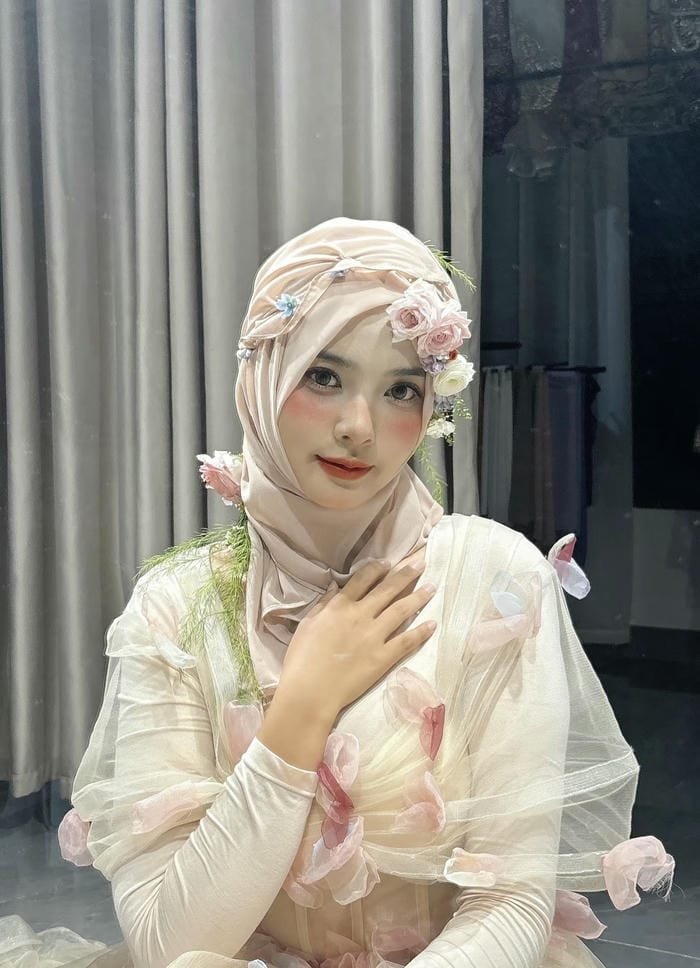 gentle elegance for ramadan dp for girls